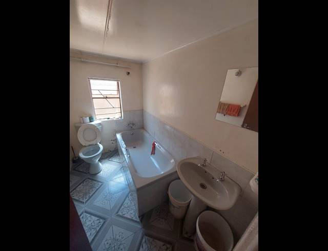 7 BEDROOM FREEHOLD SOLD IN FORDERVILLE